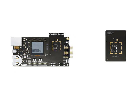 XG23-RB4204D Solusi Tertanam Nirkabel xG23 868MHz Hingga 915MHz 14dBm Kit Papan Radio