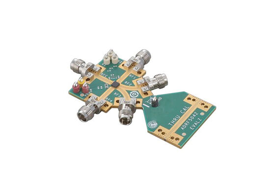 ADRF5043-EVALZ Solusi Tertanam Nonreflektif 9kHz Ke 44GHz Silicon SP4T Switch Evaluation Board