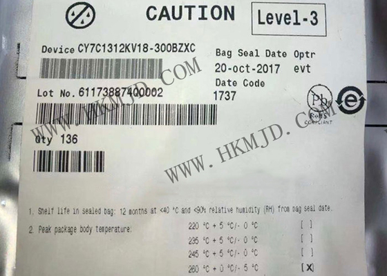 IC Memori CY7C1312KV18-300BZXC 1.8V Synchronous Pipelined SRAMs CY7C1312 FBGA165