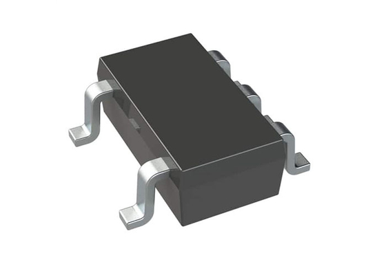 RAA2118054GP3 Integrated Circuit Chip 5V 300mA Ultra-Low Quiescent Current DC/DC Step-Down Regulator