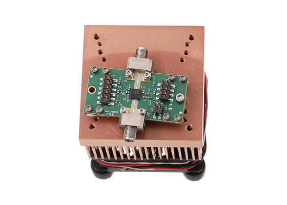 Papan Evaluasi Power Amplifier K-Band 2Watt Solusi Tertanam QPA4536EVB