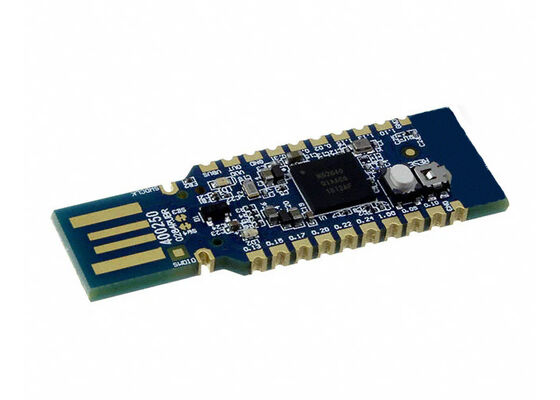 NRF52840-DONGLE Solusi tertanam BT 5 IEEE 802.15.4 Dewan Evaluasi Transceiver 2,4 GHz